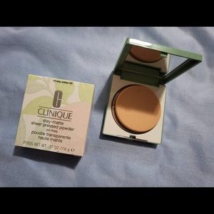 Clinique stay-matte sheer pressed powder oil free